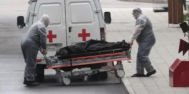 В Москве причины смерти пациентов с коронавирусом теперь выявляют в три раза быстрее