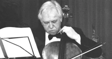 Служба Ritual.ru организовала похороны виолончелиста Льва Евграфова