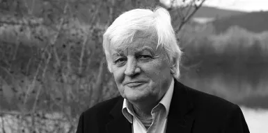 Скончался известный французский актер Жак Перрен