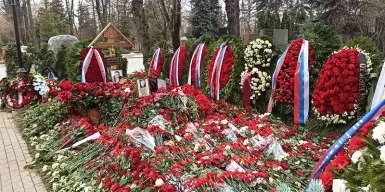 ЛДПР объявила, что проведет поминки по случаю 40 дней со смерти Жириновского