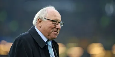 Умер легенда немецкого футбола Уве Зеелер