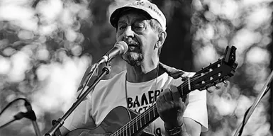 Служба Ritual.ru организовала похороны барда Валерия Мищука