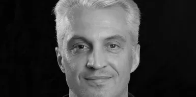 Ушел из жизни хоккейный арбитр Сергей Карабанов