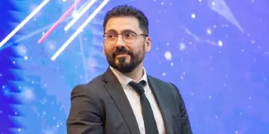 Умер замглавы Роскосмоса Максим Овчинников