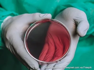 В чем состоит процедура биопсии и как она помогает в определении доброкачественной или злокачественной опухоли