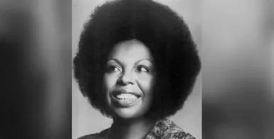 Ушла Роберта Флэк – голос, изменивший соул