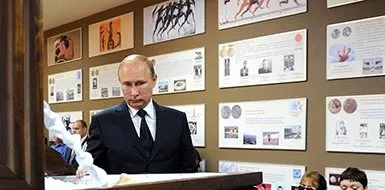 Путин поддержал идею о сохранении могил известных россиян за рубежом