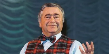 Роман Карцев похоронен на Троекуровском кладбище