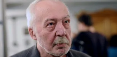 Прах Андрея Битова захоронят на Шуваловском кладбище в Петербурге