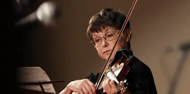 Служба Ritual.ru организовала похороны скрипачки Ирины Васильевны Бочковой