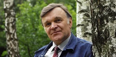 Советский писатель-фронтовик Юрий Бондарев скончался 29 марта