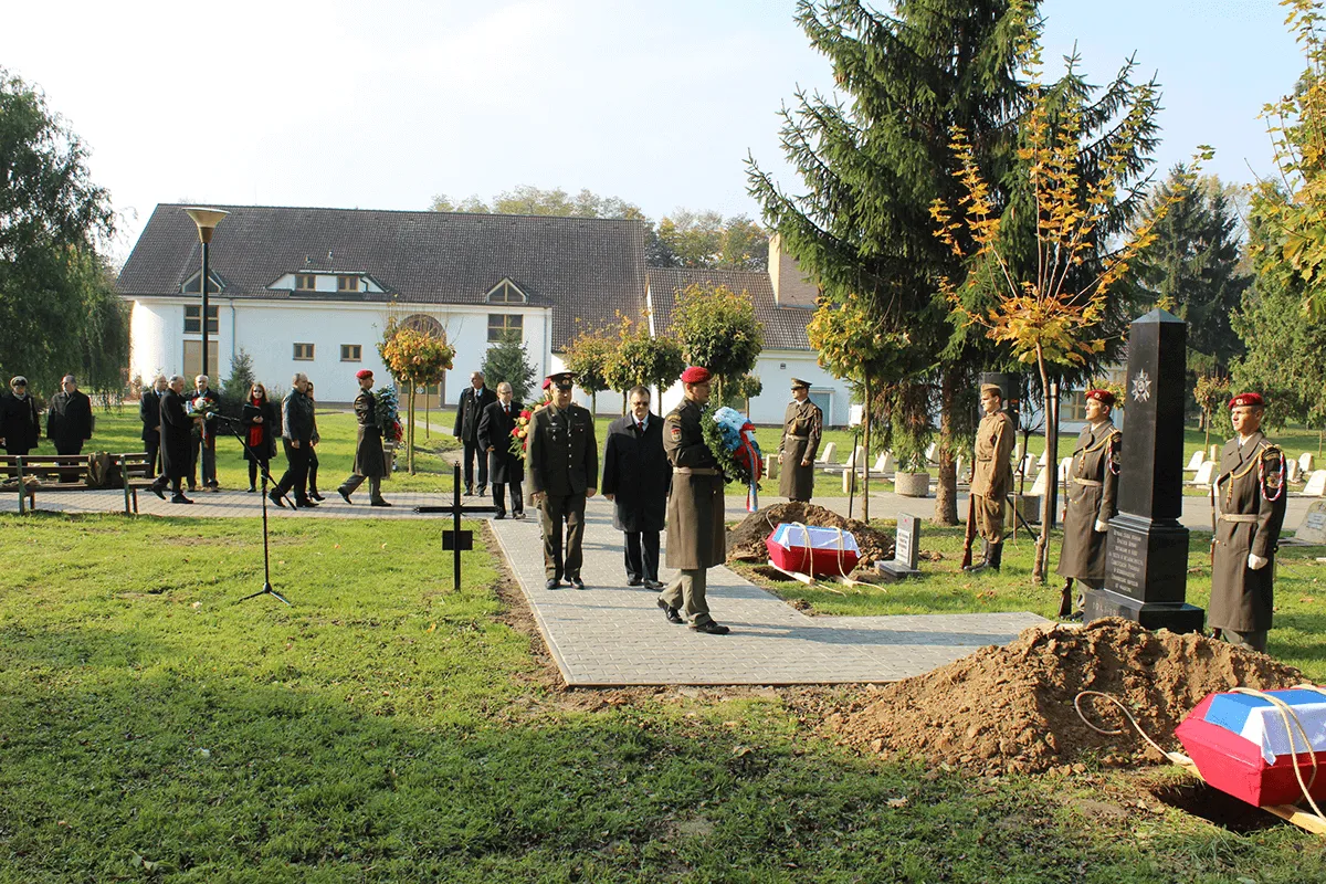 Кладбище в Глучине