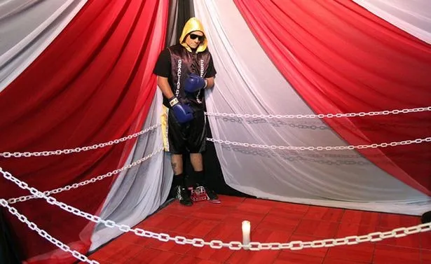 Стоячие и сидячие мертвецы