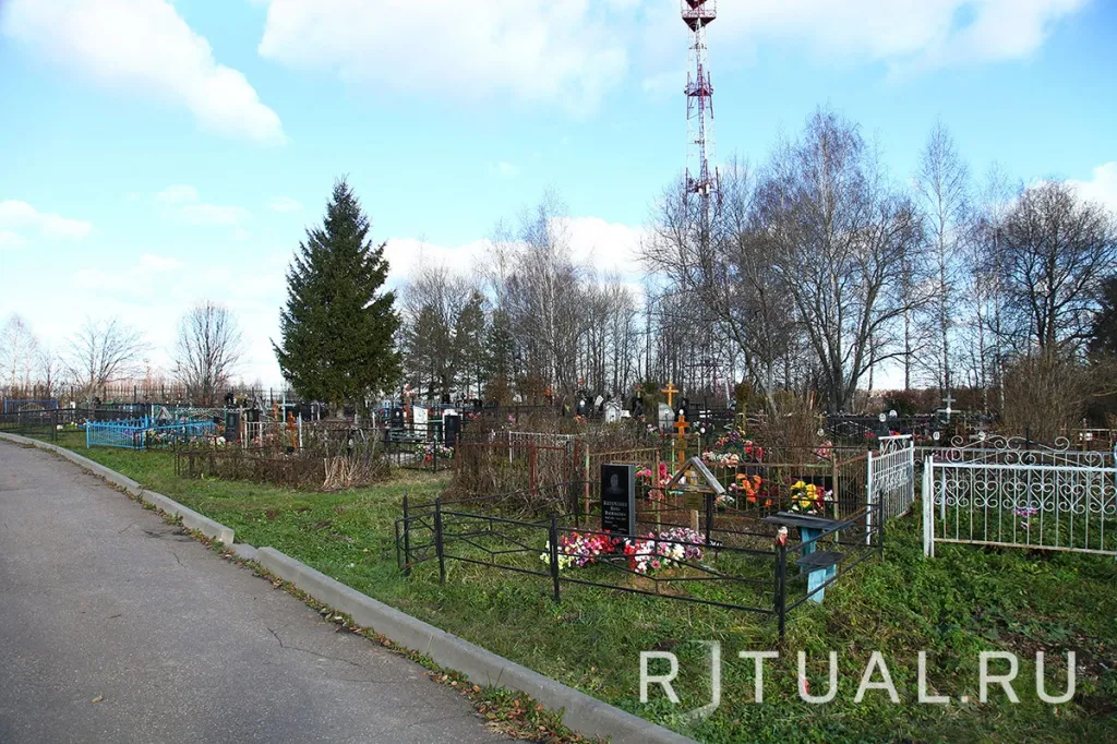 Кладбище Рождественно Кладбище Рождественно