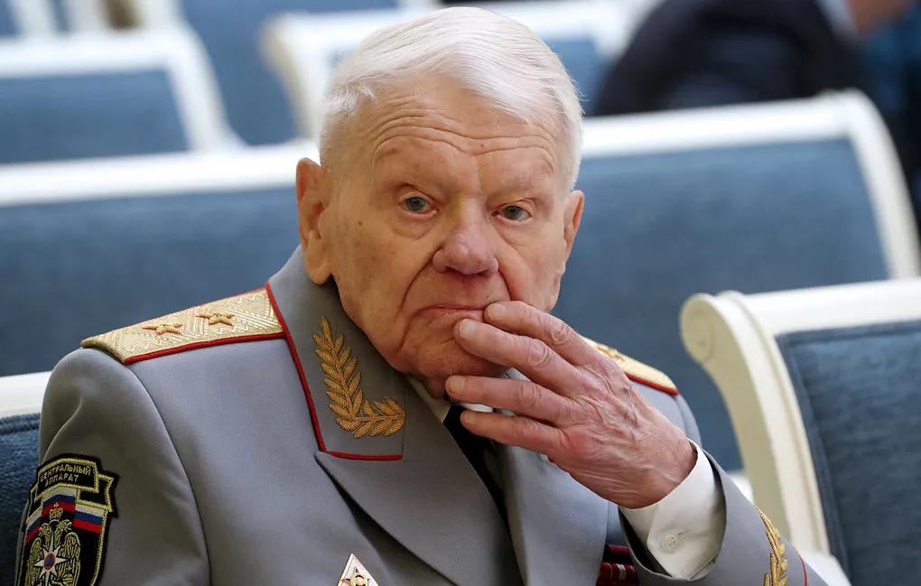 Генерал-лейтенант МЧС Дмитрий Михайлик