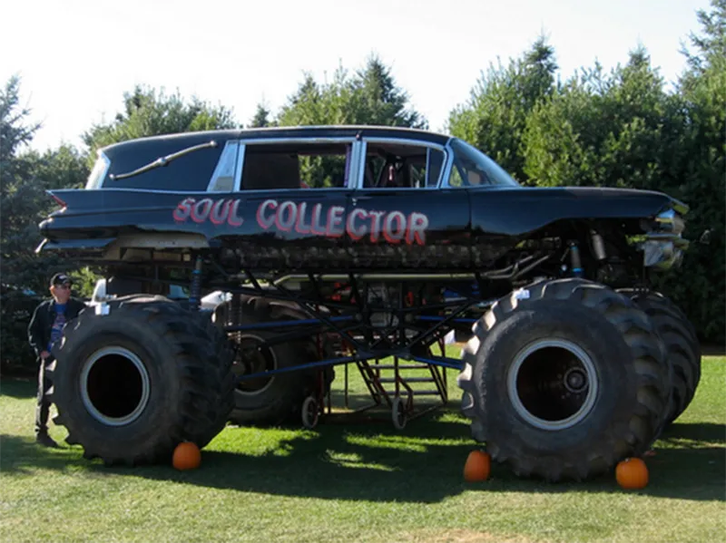 Необычный катафалк