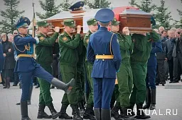 Космонавт Виктор Горбатко погребен на ФВМК в Мытищах