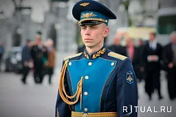 Космонавт Виктор Горбатко погребен на ФВМК в Мытищах