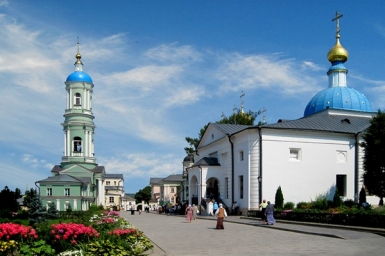 Некрополь Оптиной пустыни