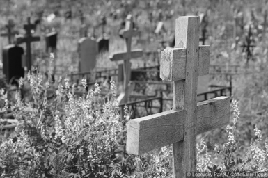 Что будет, если закопать чужое фото в могилу