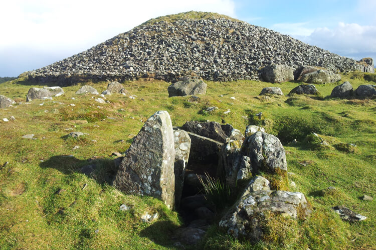 Коридорные гробницы Ирландии