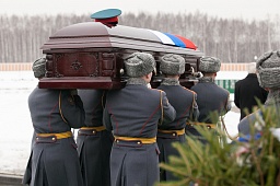 Городская ритуальная служба Ritual.ru организовала погребение легендарного хоккеиста Владимира Петрова на ФВМК_0