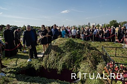 Похороны Эдуарда Успенского на Троекуровском кладбище